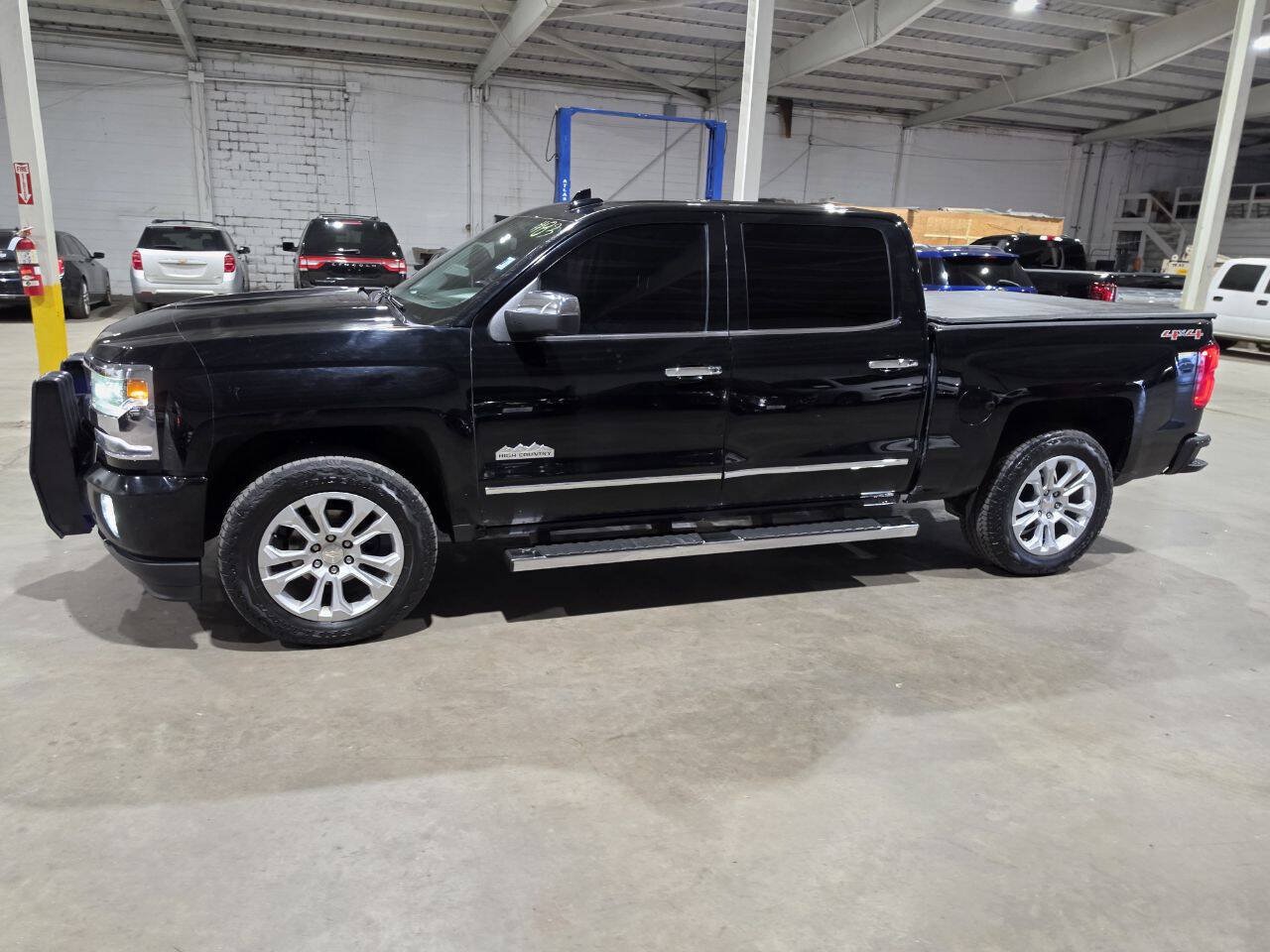 Used 2017 Chevrolet Silverado 1500 High Country AWD/4WD image 4