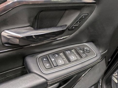 Used 2024 RAM 1500 Limited w/ Body Color Bumper Group image 10