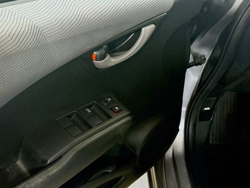 Used 2010 Honda Fit image 16