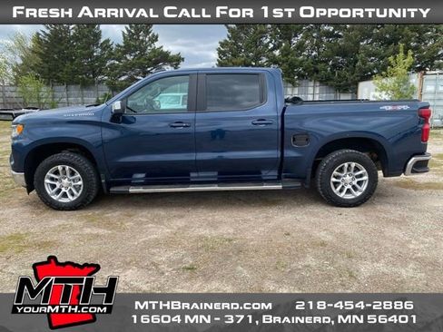 Used 2022 Chevrolet Silverado 1500 LT w/ Max Trailering Package AWD/4WD image 1