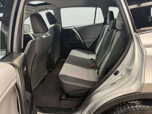 Used 2013 Toyota RAV4 XLE image 19