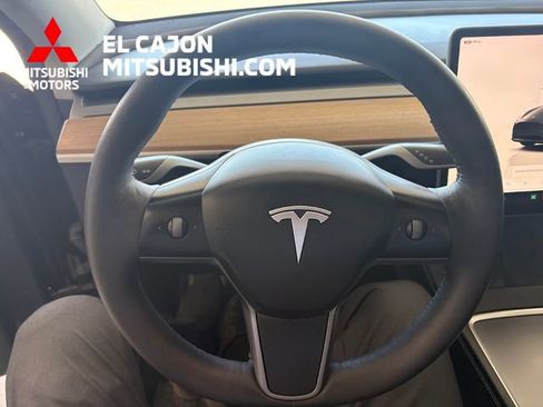 Used 2022 Tesla Model Y Performance AWD/4WD image 16