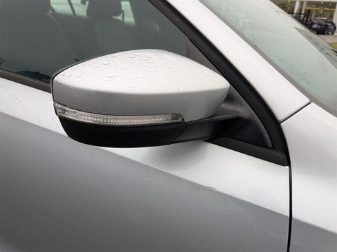 Used 2012 Volkswagen Jetta SE image 12