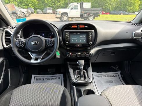 Used 2021 Kia Soul LX FWD image 12