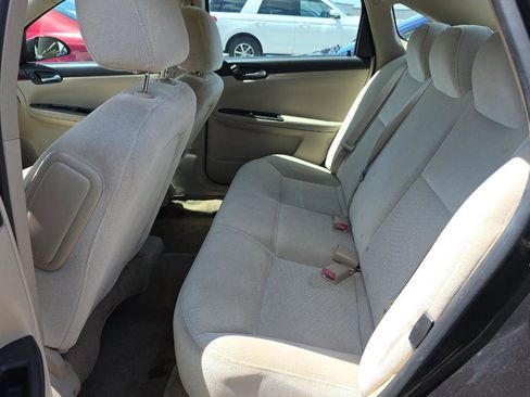 Used 2009 Chevrolet Impala LT image 12