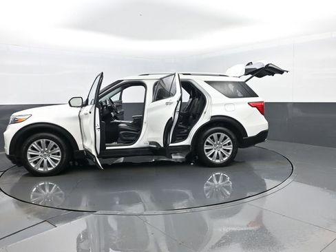 Used 2023 Ford Explorer Limited w/ Limited Technology Package image 36