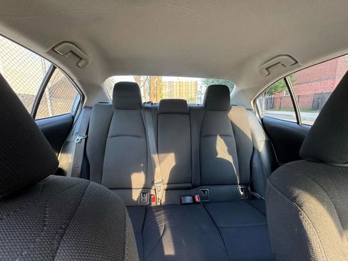 Used 2023 Toyota Corolla LE image 34