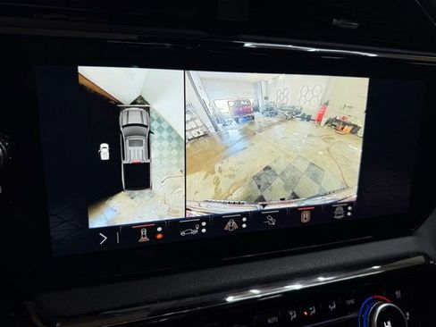 Used 2024 GMC Sierra 1500 AT4 w/ Technology Package image 29