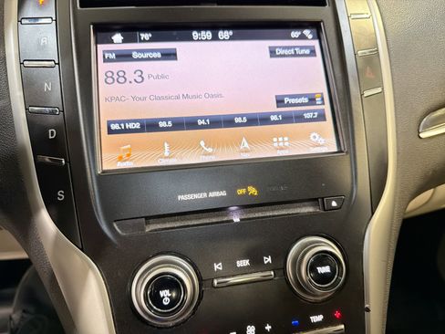 Used 2019 Lincoln MKC Reserve w/ MKC Climate Package AWD/4WD image 17