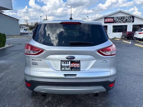 Used 2016 Ford Escape SE AWD/4WD image 2