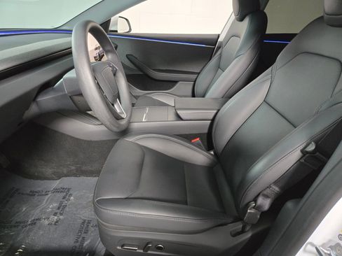 Used 2025 Tesla Model 3 Long Range RWD image 11