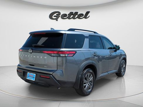 Certified 2024 Nissan Pathfinder SV image 5