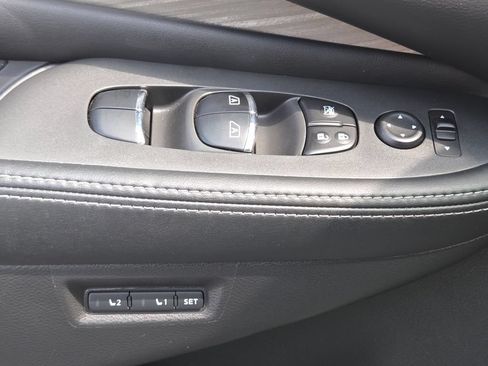 Used 2017 Nissan Murano Platinum AWD/4WD image 23