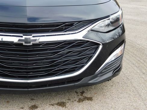 Used 2025 Chevrolet Malibu RS image 9