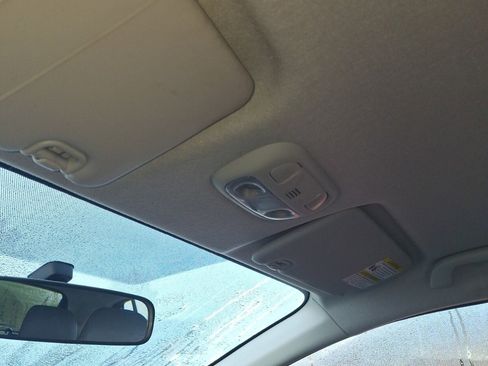 Used 2013 Subaru Impreza 2.0i image 11