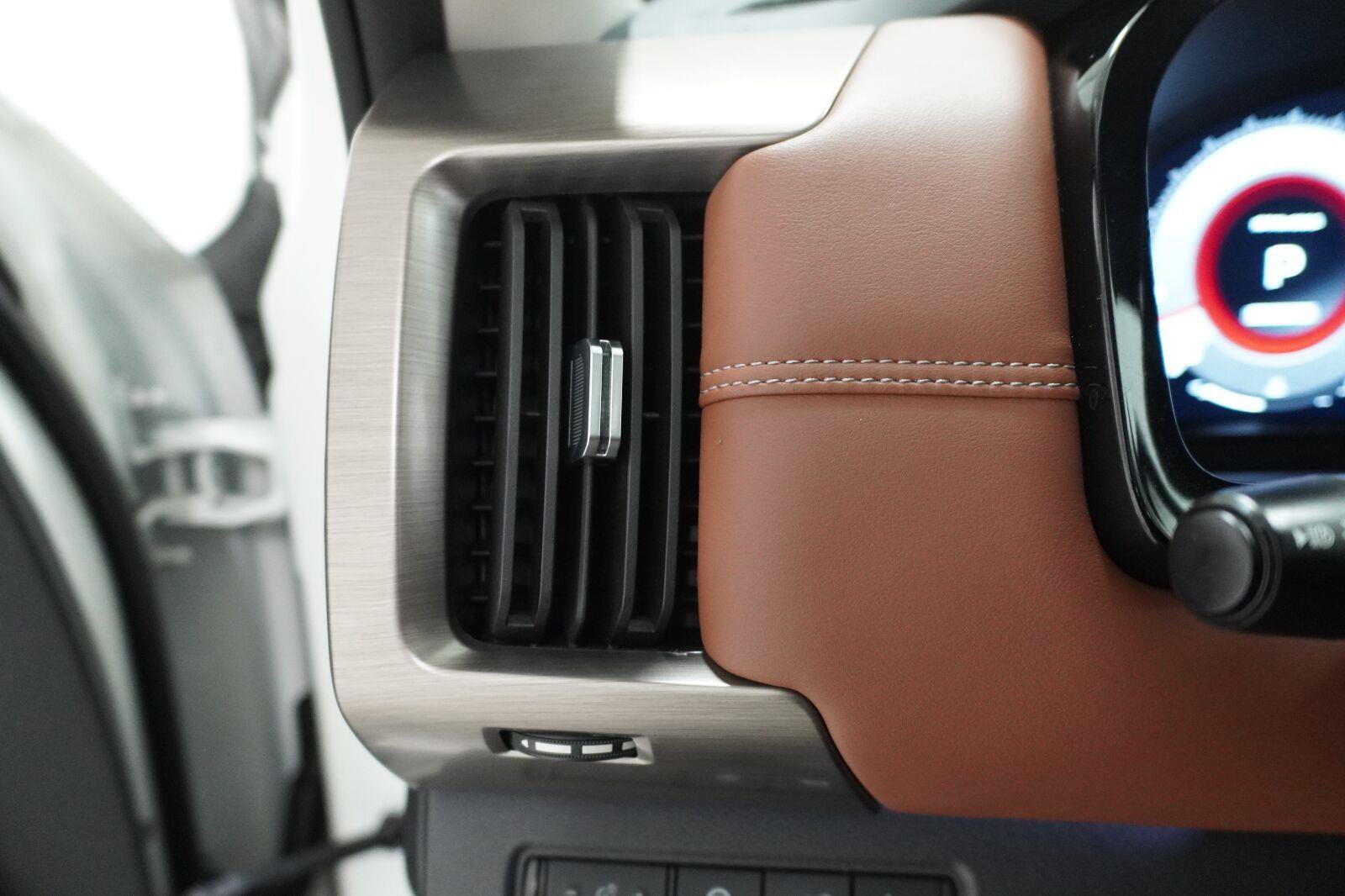 Used 2024 Nissan Pathfinder Platinum w/ Cargo Package FWD image 15