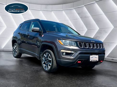 Used 2019 Jeep Compass Trailhawk w/ Leather Interior Group image 3