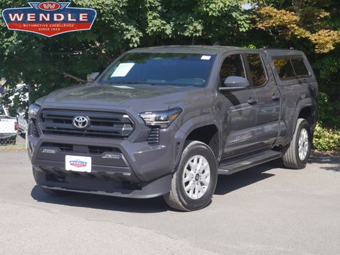 Used 2024 Toyota Tacoma SR5 AWD/4WD image 1