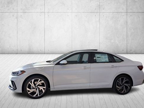 New 2026 Volkswagen Jetta SEL image 7