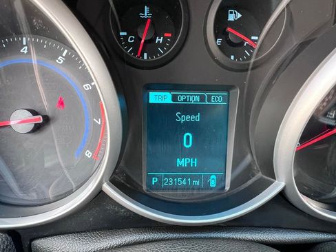 Used 2013 Chevrolet Cruze Eco FWD image 11