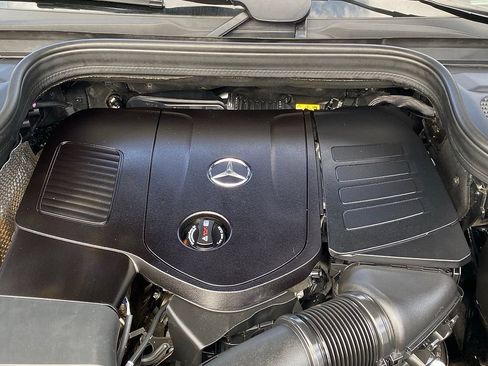 Used 2025 Mercedes-Benz GLE 350 4MATIC image 32