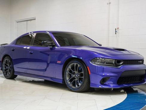 Used 2023 Dodge Charger Scat Pack w/ Harman/Kardon Audio Group image 5