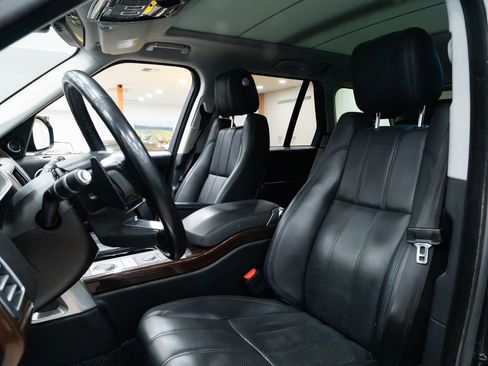 Used 2016 Land Rover Range Rover HSE image 8