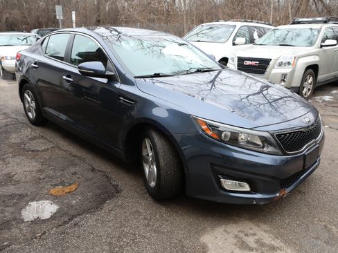 Used 2015 Kia Optima LX image 4