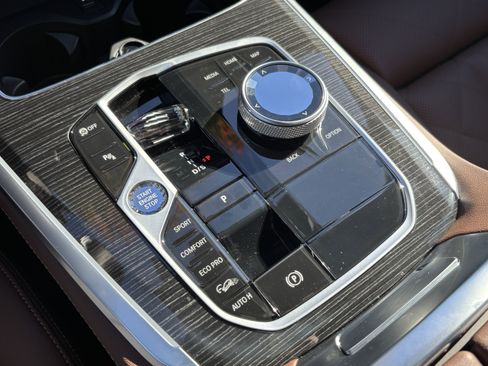 Certified 2025 BMW X5 M60i w/ Executive Package image 26