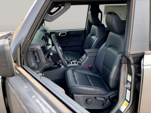 New 2026 Ford Bronco Big Bend AWD/4WD image 9