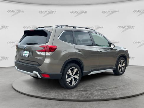 Used 2019 Subaru Forester Touring AWD/4WD image 8