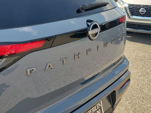 Certified 2026 Nissan Pathfinder Platinum FWD image 6