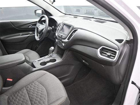 Used 2020 Chevrolet Equinox LT image 10