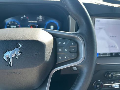 Used 2025 Ford Bronco Outer Banks AWD/4WD image 23