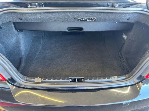 Used 2010 BMW 128i Convertible image 12