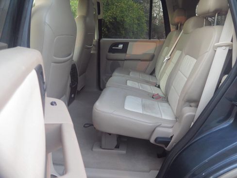 Used 2004 Ford Expedition Eddie Bauer image 14