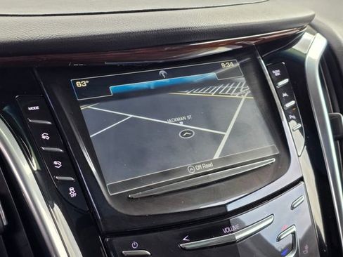 Used 2019 Cadillac Escalade Premium Luxury image 31