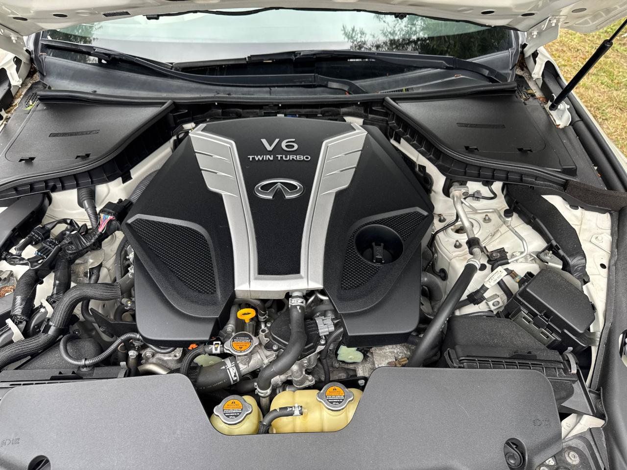 Used 2017 INFINITI Q50 3.0t Premium w/ 3.0T Premium Plus Package AWD/4WD image 6