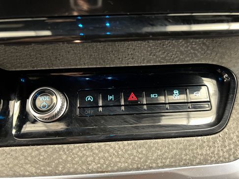 Used 2025 Ford Expedition Tremor AWD/4WD image 70