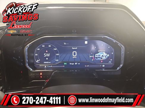 Used 2023 GMC Sierra 1500 SLT w/ SLT Premium Package AWD/4WD image 24