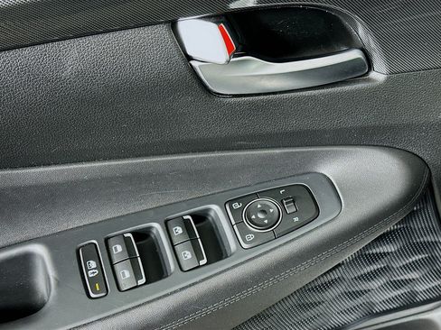 Used 2022 Hyundai Santa Fe SEL FWD image 15