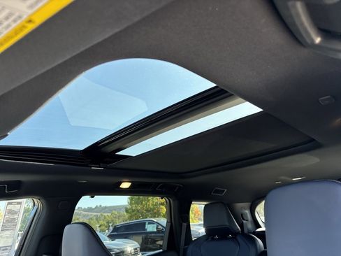 New 2026 INFINITI QX60 Sport w/ Dark Cargo Package image 8