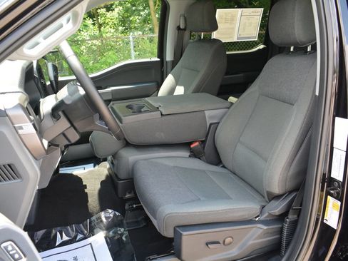 Used 2025 Ford F150 XLT w/ Equipment Group 301A Standard AWD/4WD image 9