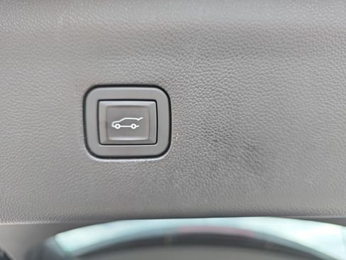 Certified 2024 Buick Enclave Essence w/ Sport Touring Edition AWD/4WD image 14