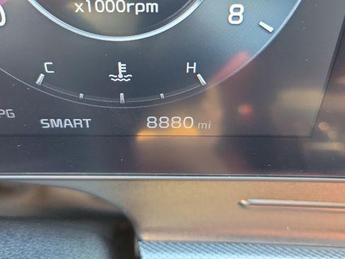 Certified 2025 Kia Sportage SX image 28