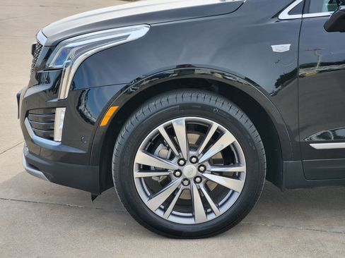Used 2020 Cadillac XT5 Premium Luxury image 8