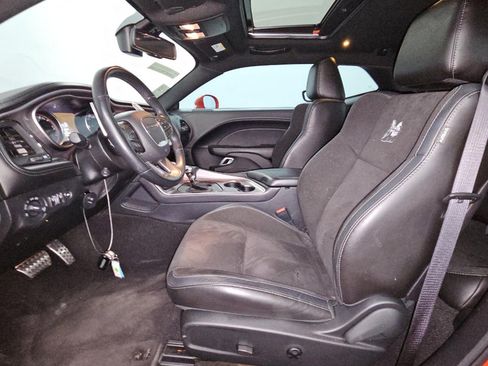 Used 2021 Dodge Challenger R/T Scat Pack w/ Plus Package RWD image 11