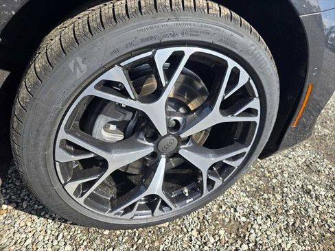 New 2026 Audi A6 Premium Plus AWD/4WD image 9