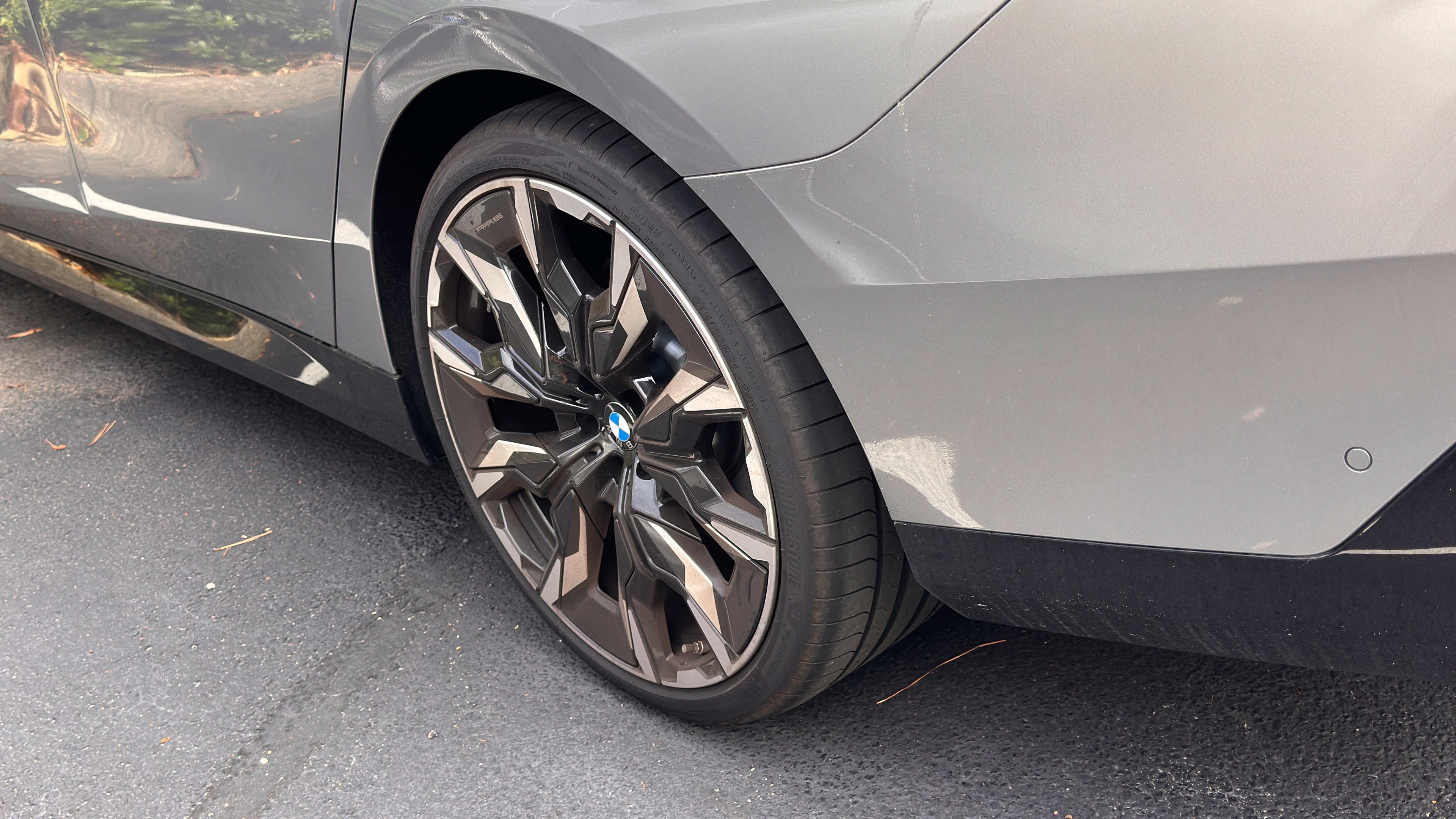 Used 2026 BMW 530i w/ M Sport Package RWD image 12