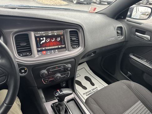 Used 2023 Dodge Charger SXT w/ Blacktop Package image 22